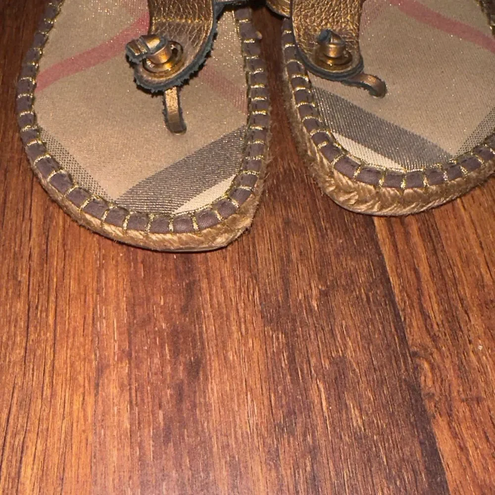 Burberry wedges size